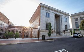 The Bee Hotel, Danville